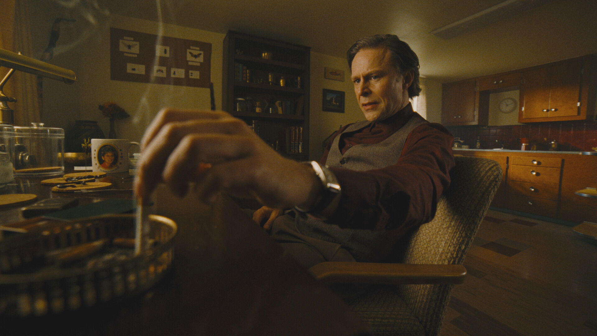 Backdrop for A Good Dark Roast - A Mr. Henderson Story