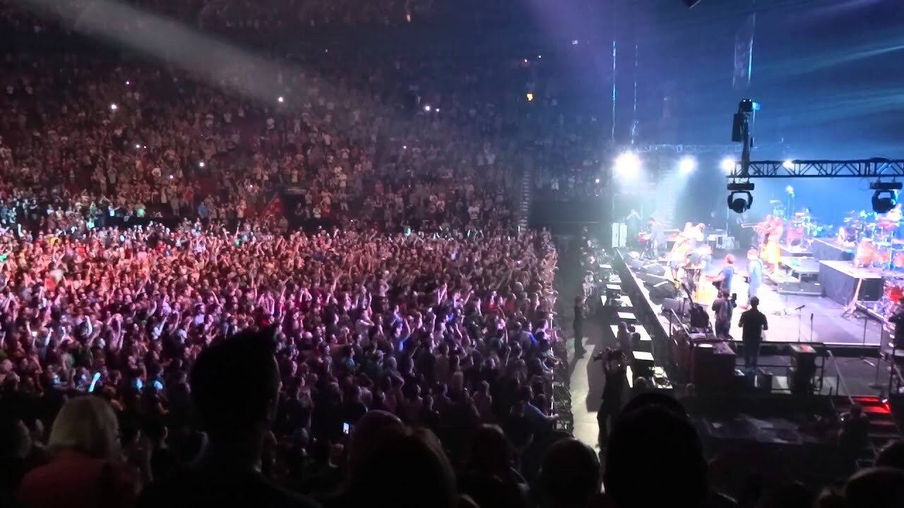 Backdrop for Les Cowboys Fringants - live au Centre Bell