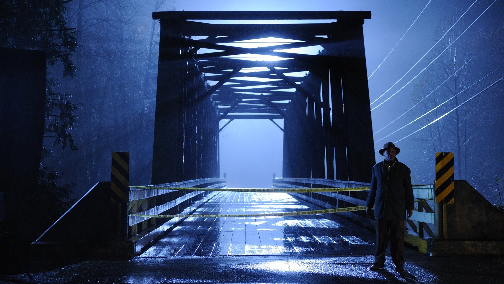 Backdrop for Donovan's Echo