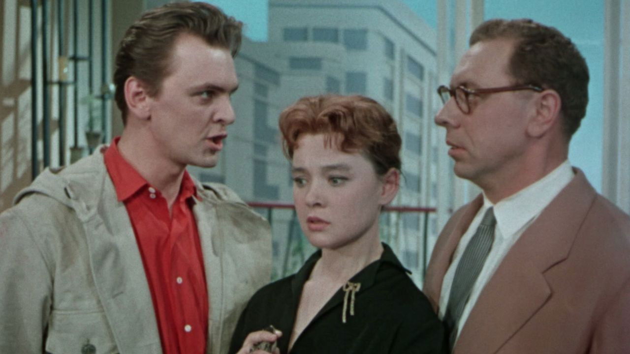 Backdrop for The Man from Nowhere