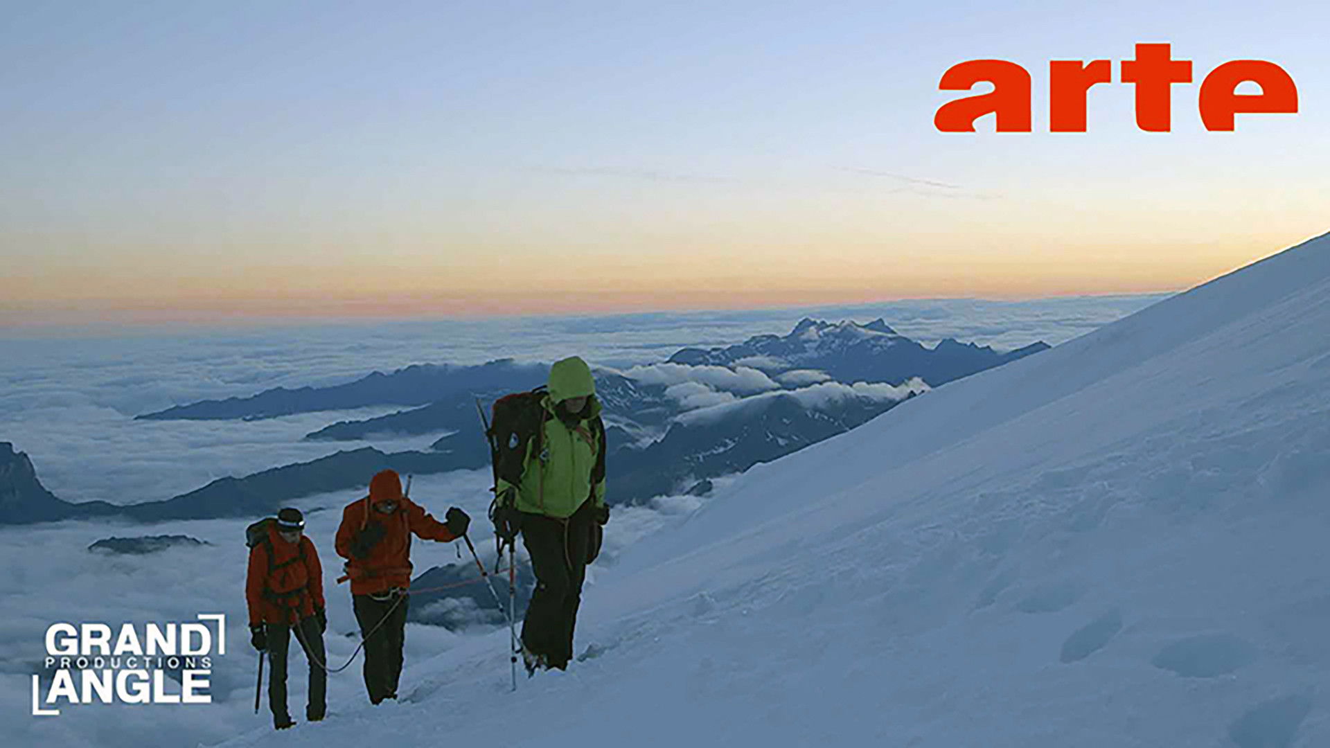 Backdrop for Objectif Mont Blanc, Sur Les Traces D'Un Géant