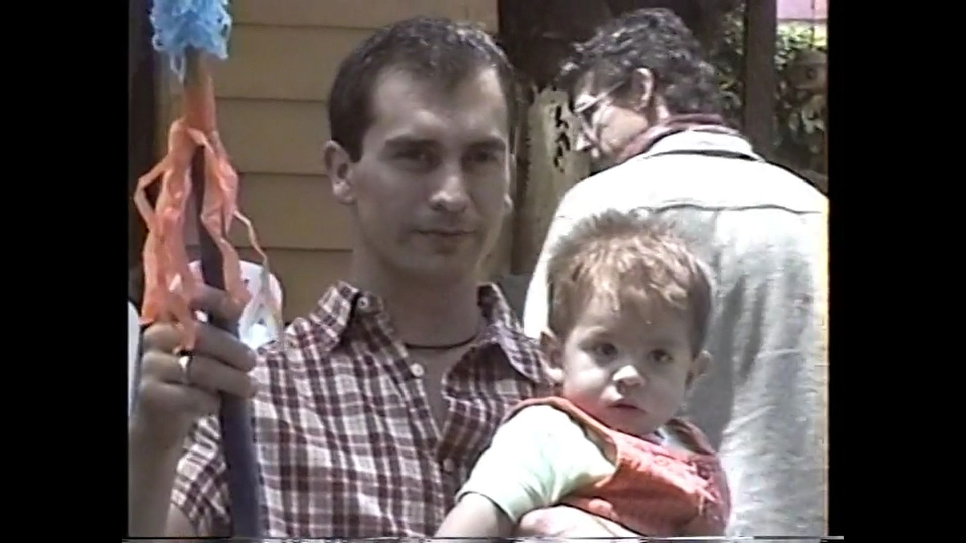 Backdrop for Puedo regresar fácilmente al pasado, pero ya no hay nadie ahí