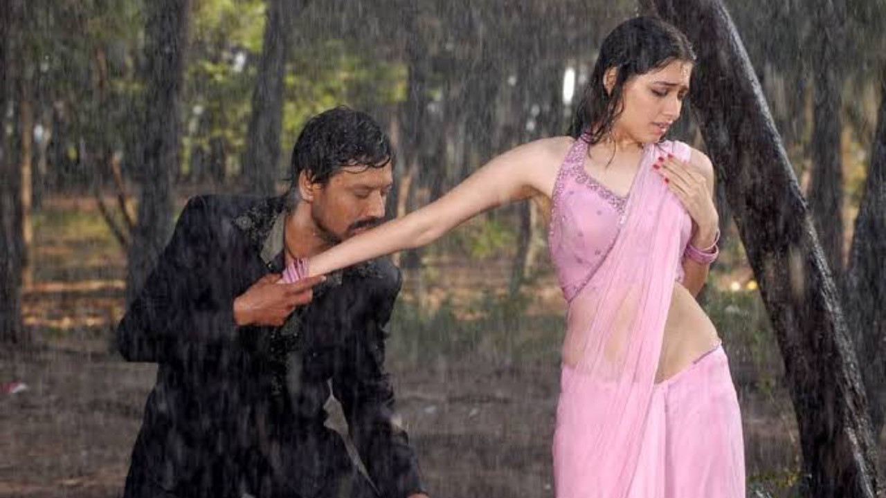 Backdrop for Newtonin Moondram Vidhi