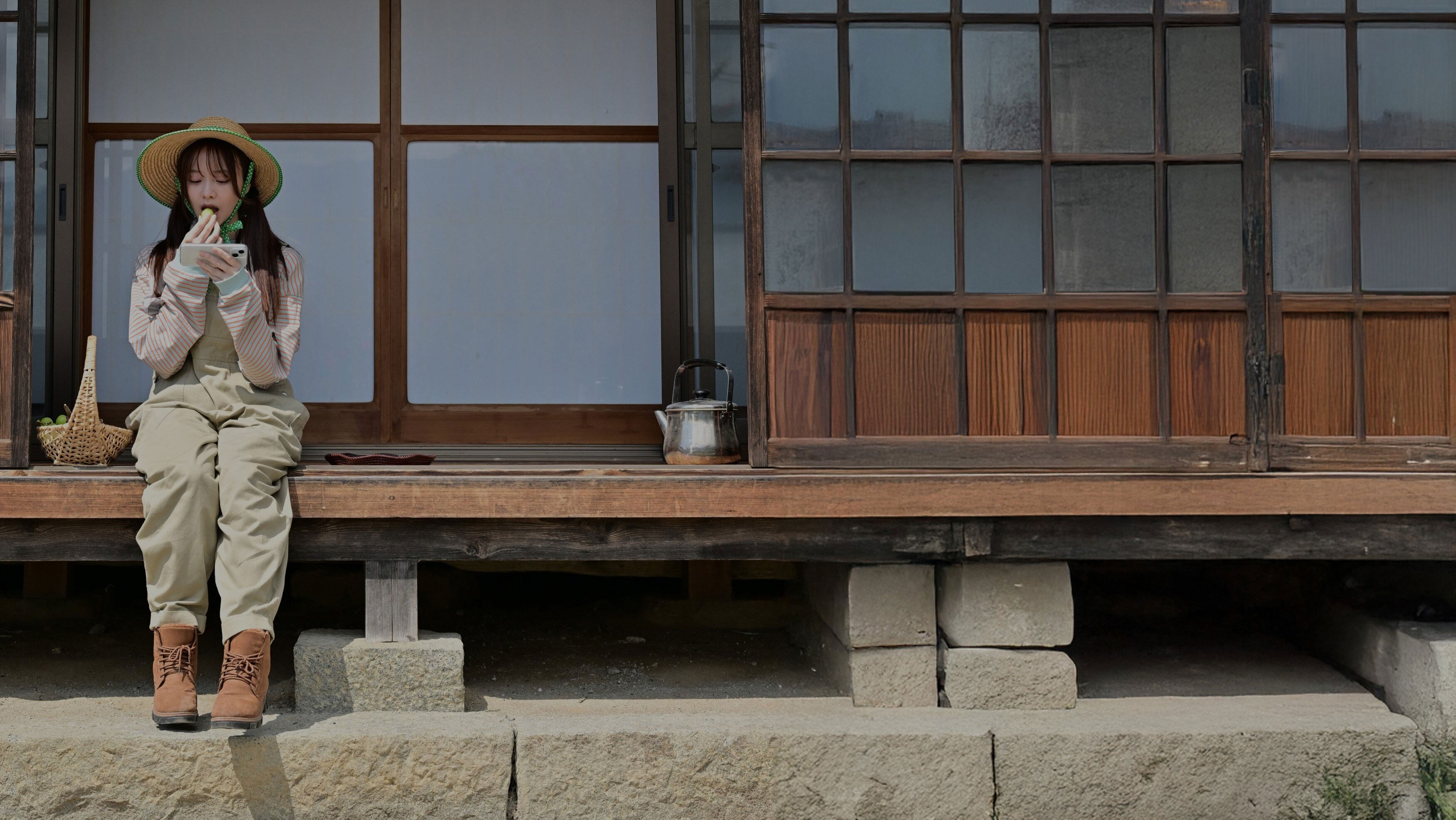 Backdrop for Local Announcer's Search