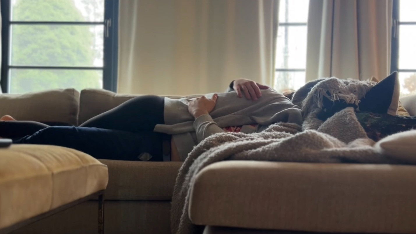 Backdrop for I dated outside my „Type“. This is what happened.