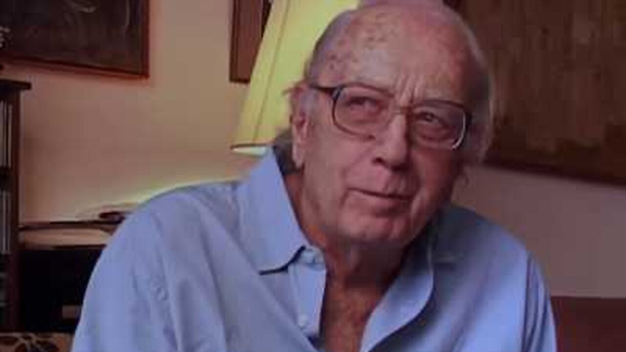 Backdrop for A Luz de Mario Carneiro