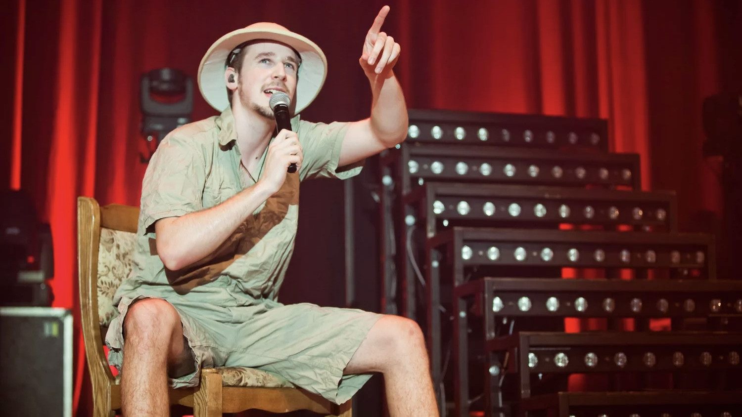 Backdrop for Alligatoah - Reise nach Jerusalem - Live & Unbestuhlt