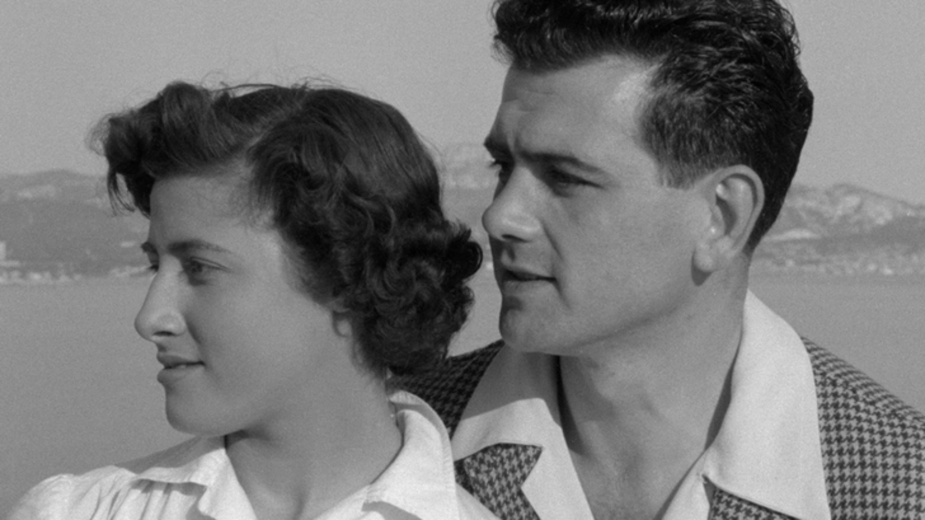 Backdrop for Rendez-vous of the Docks