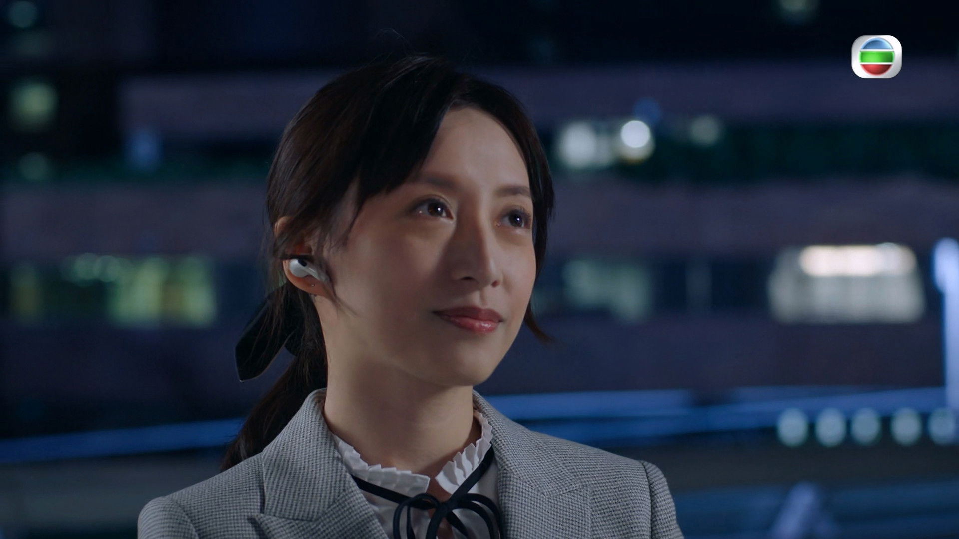 Backdrop for 究竟天有幾高