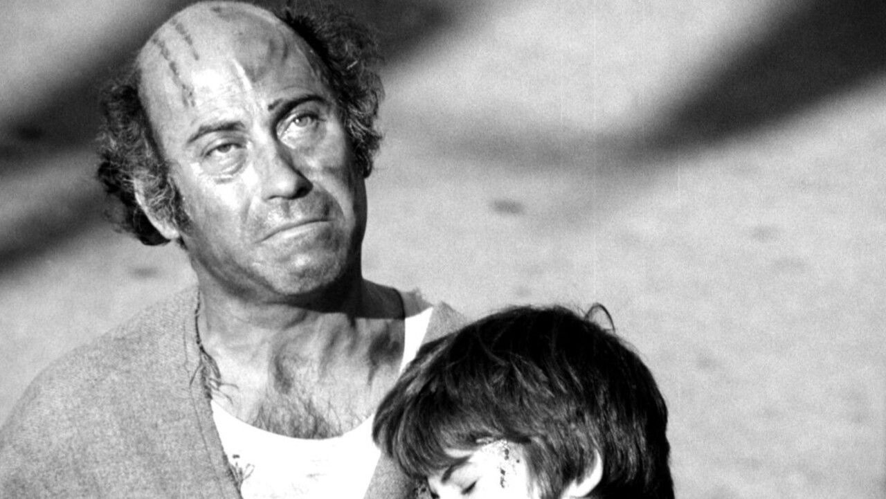 Backdrop for Thanasis in the land of the cuff