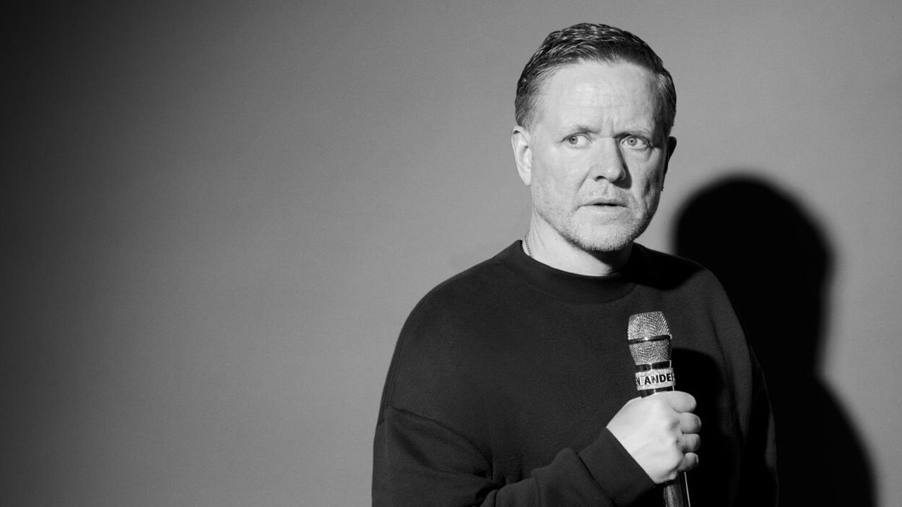 Backdrop for JOKES – fra en hvid, straight mand