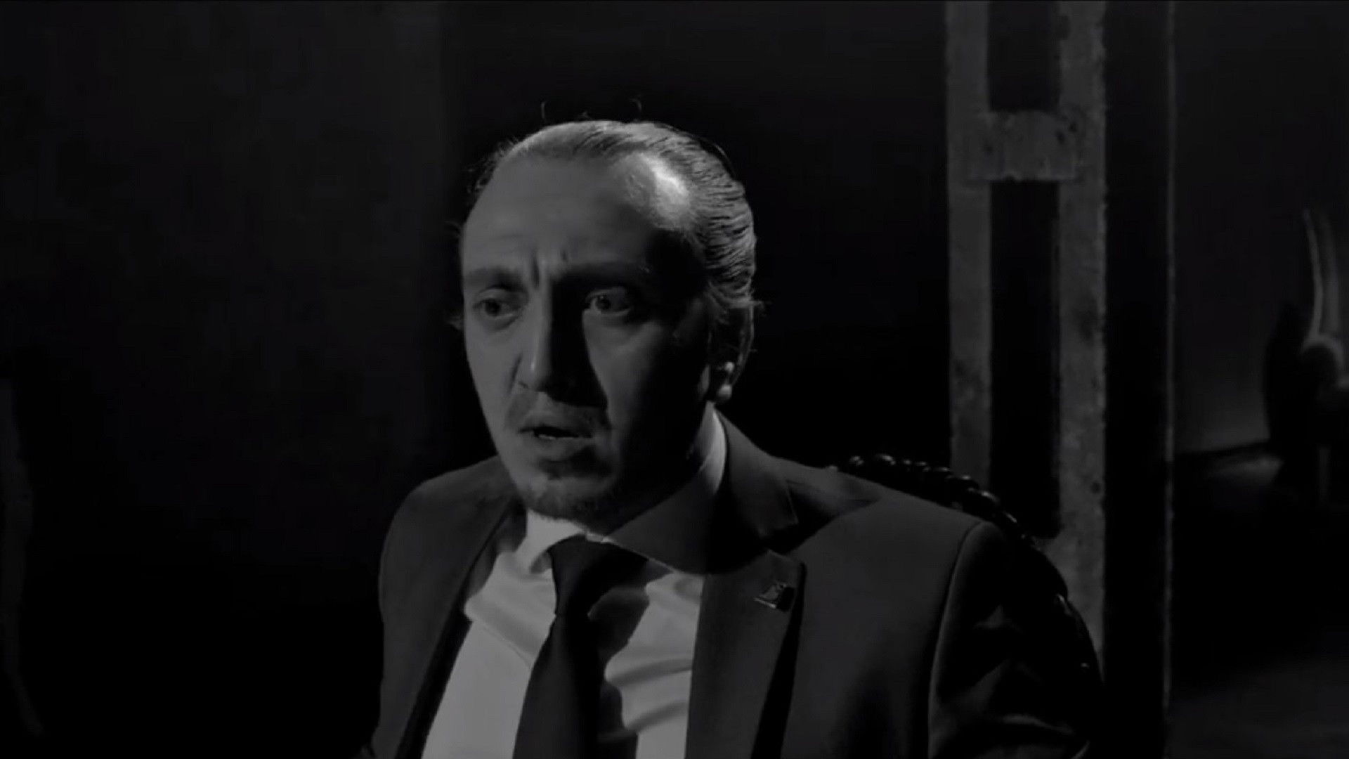 Backdrop for Korol Lir