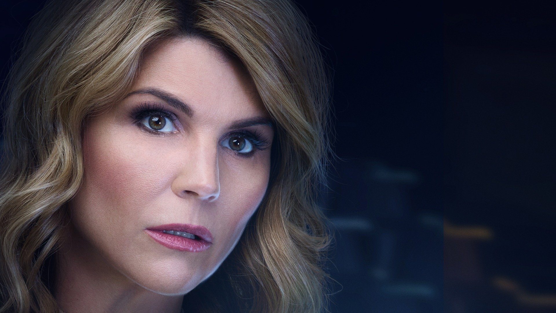 Backdrop for Garage Sale Mystery: Murder By Text