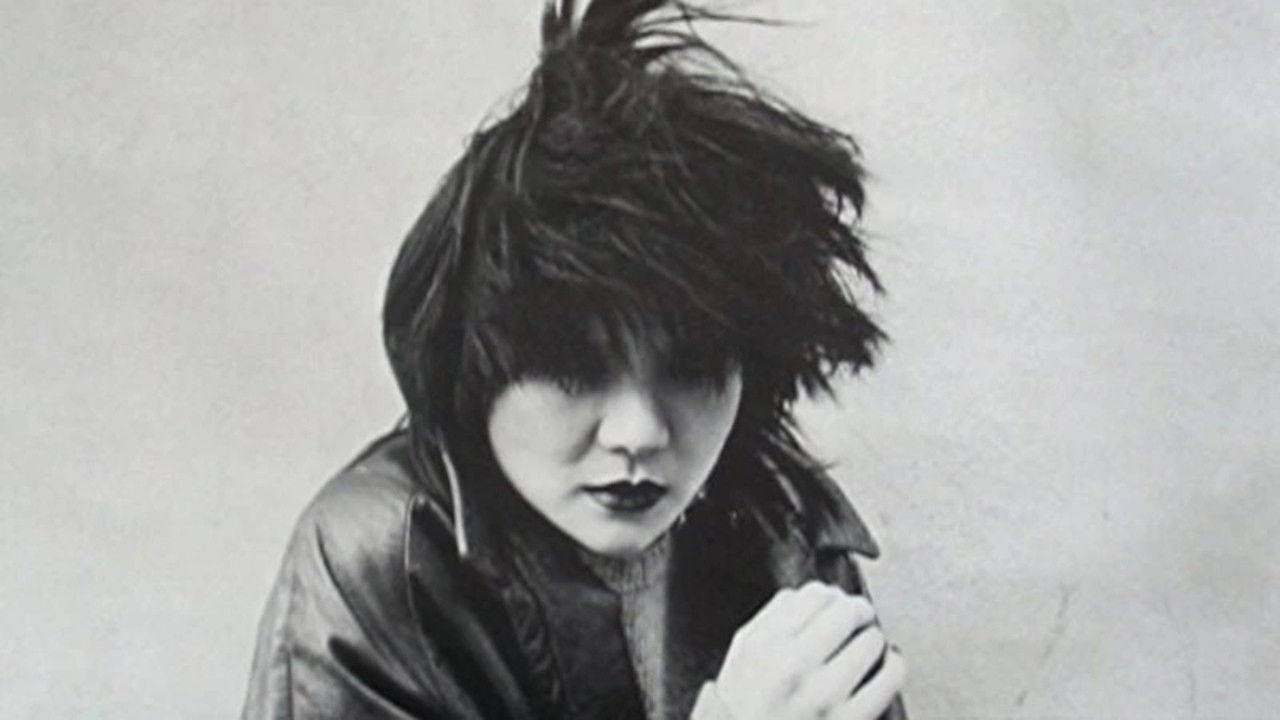 Backdrop for Death Magazine: or How to Be a Flowerpot