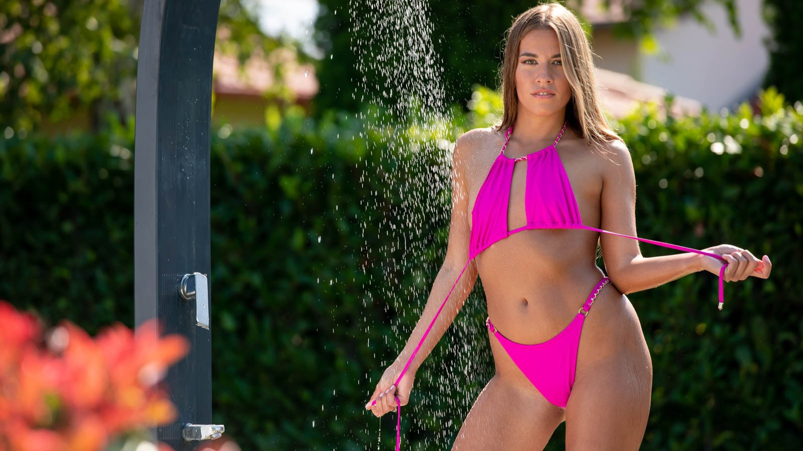 Backdrop for The Sexy Side Of Fashion