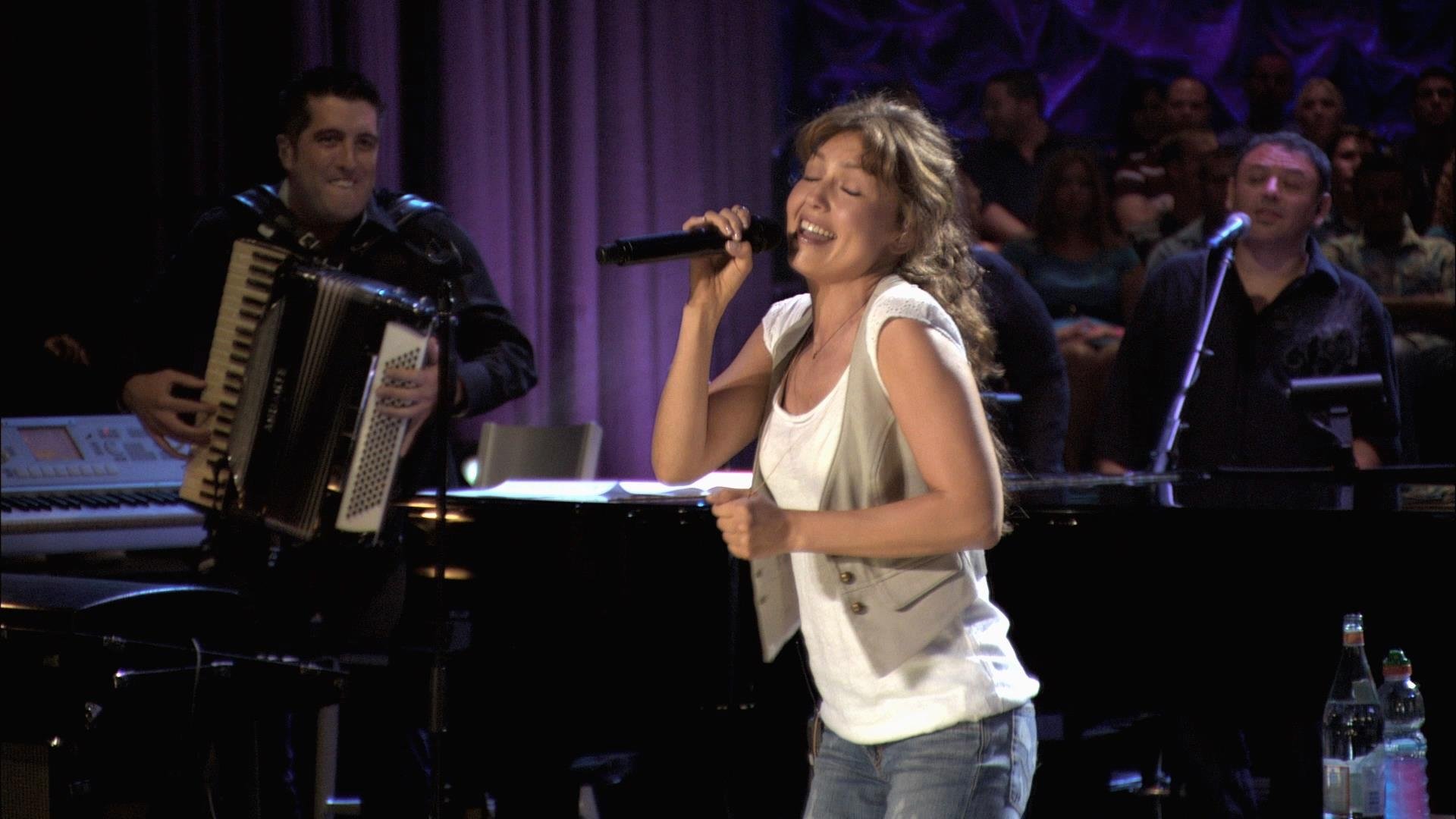 Backdrop for Thalía Unplugged