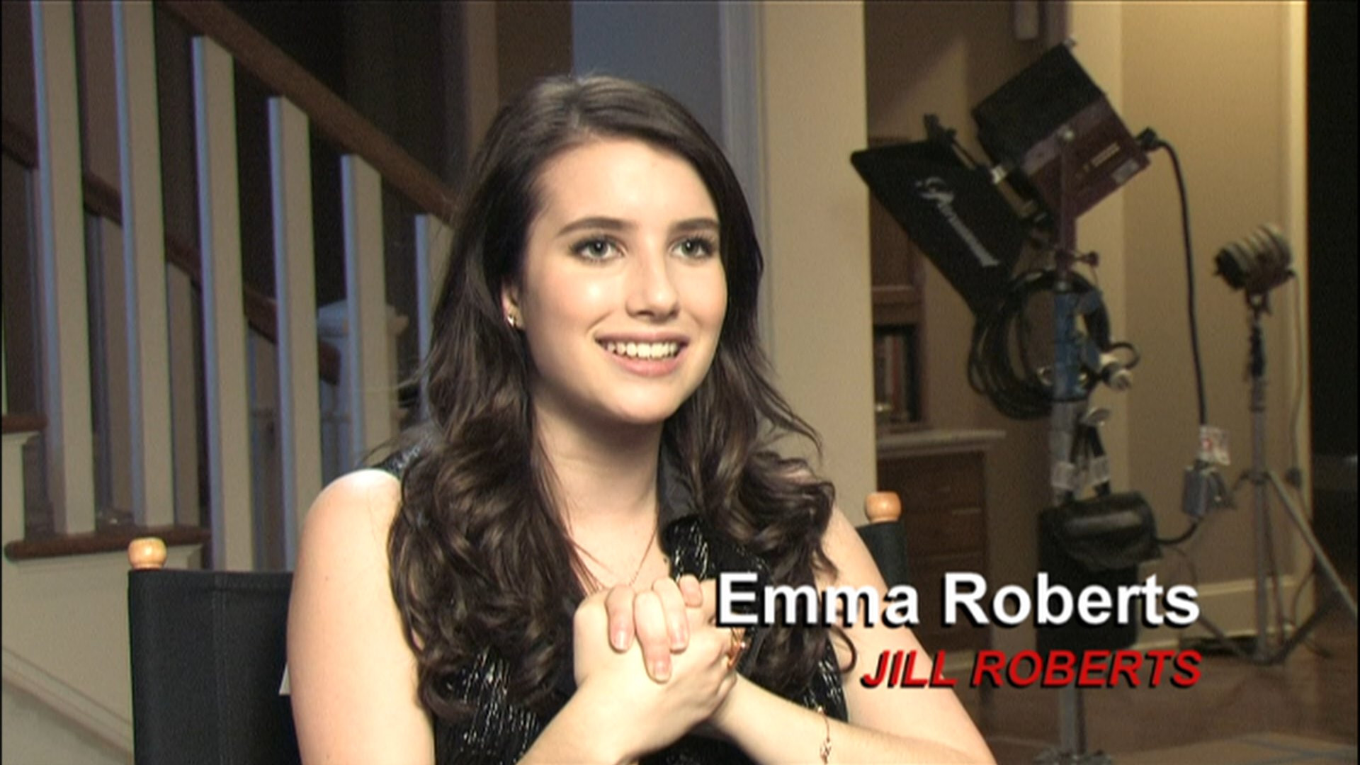 Backdrop for The Making of 'Scream 4'