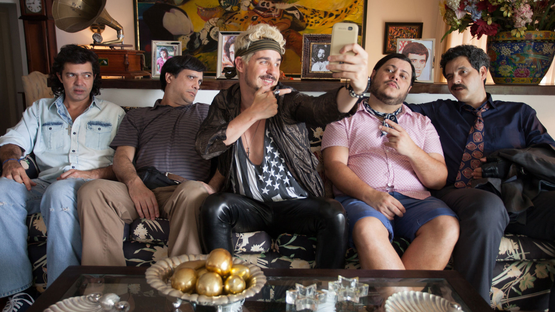 Backdrop for Chocante