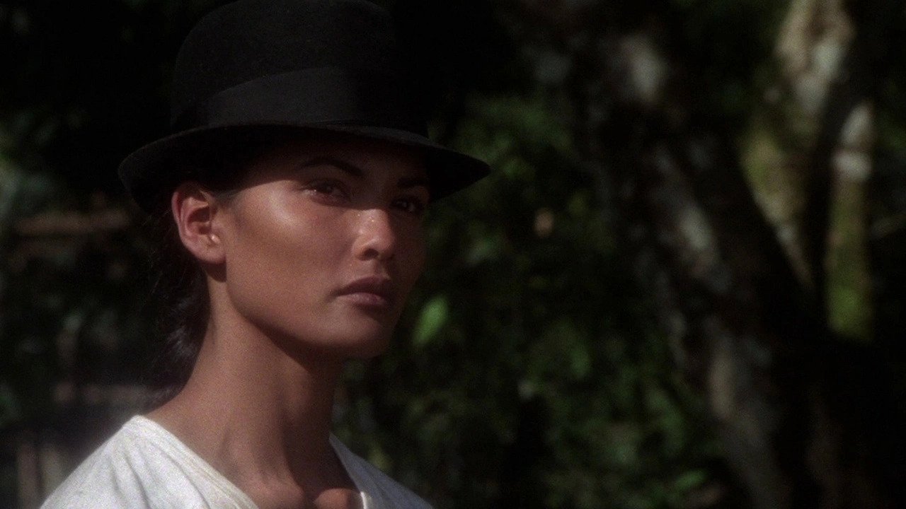 Backdrop for Emanuelle - A Woman from a Hot Country