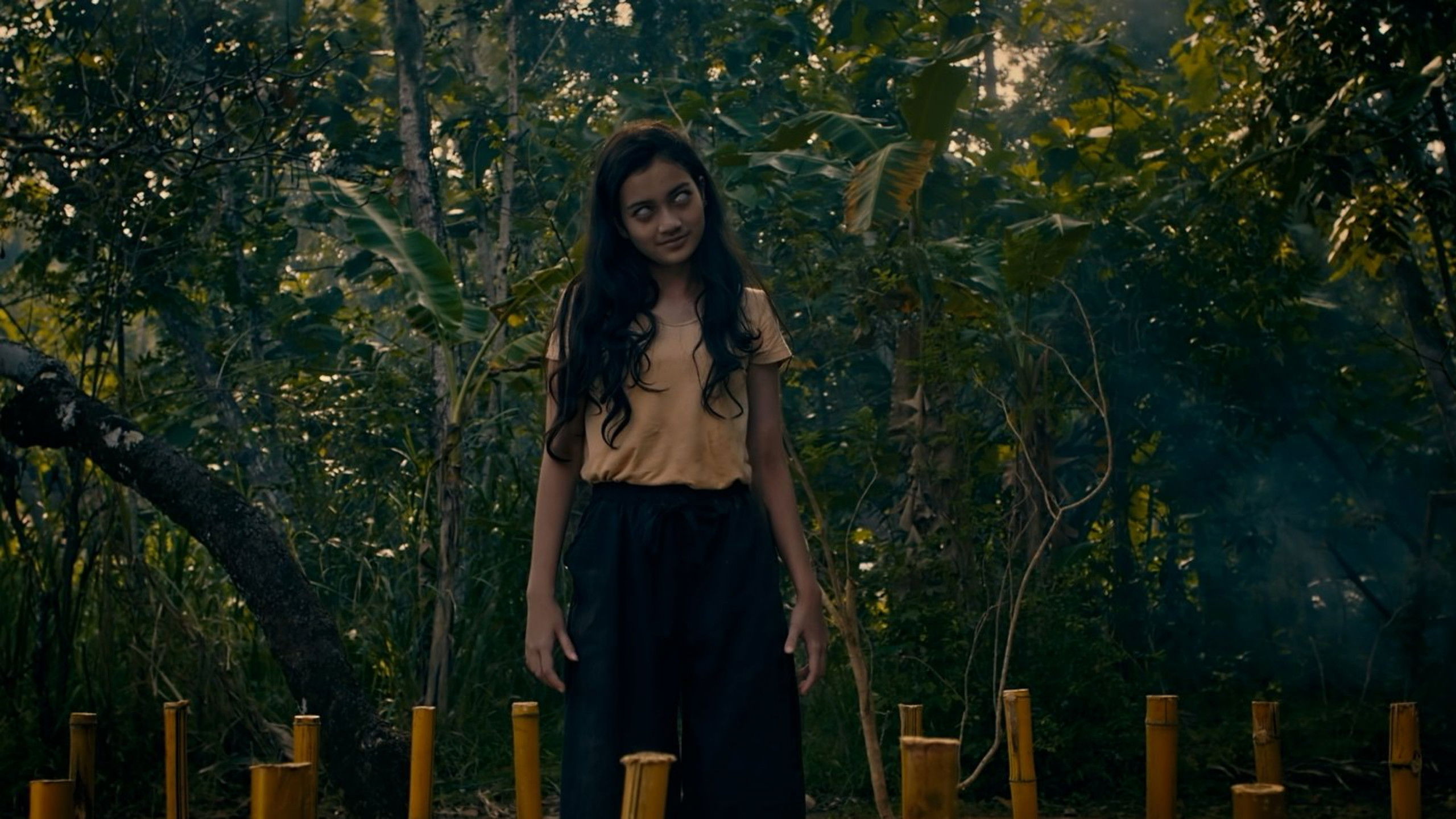 Backdrop for Pulung Gantung: Pati Ngendat