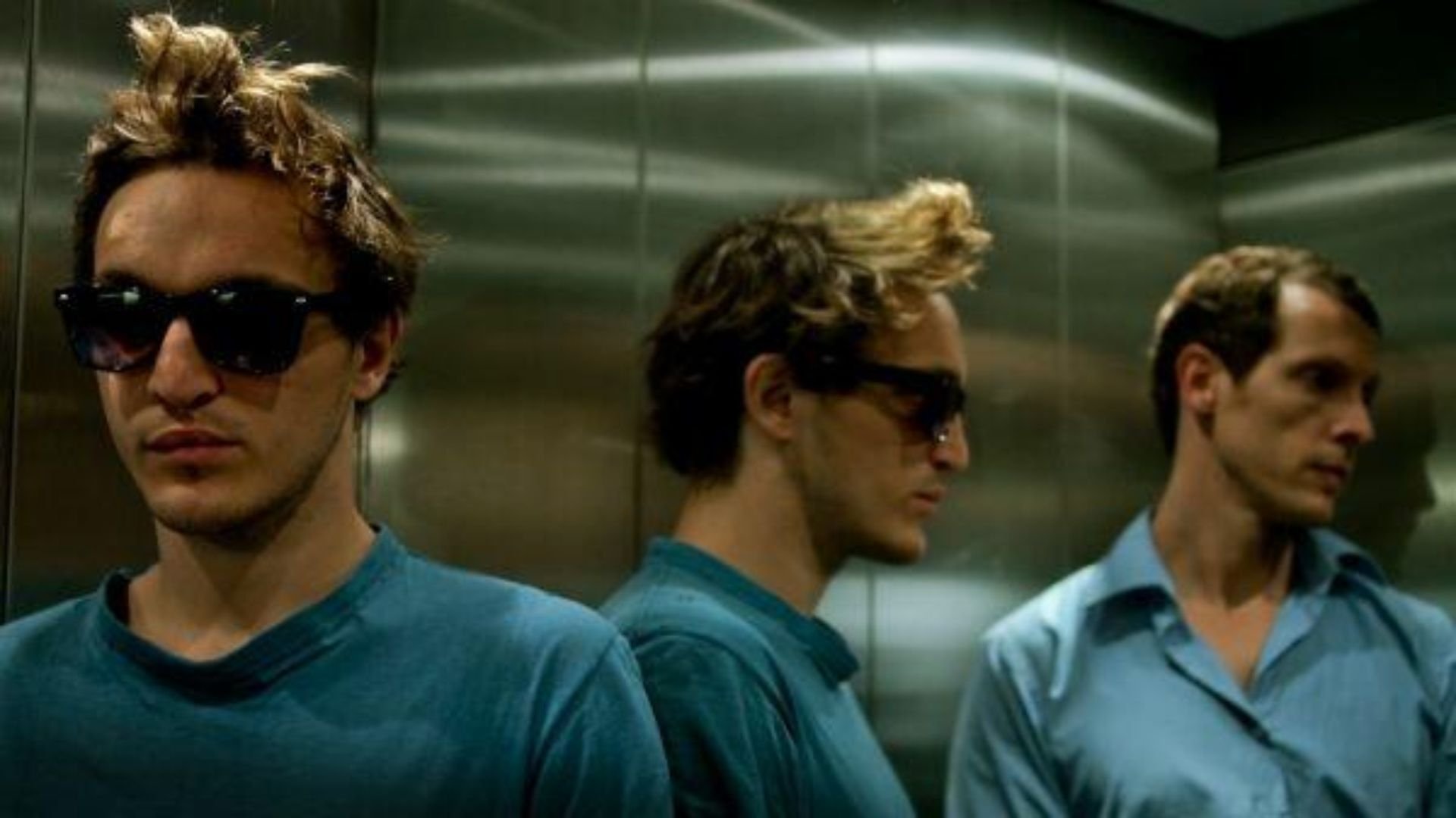 Backdrop for Frontalwatte