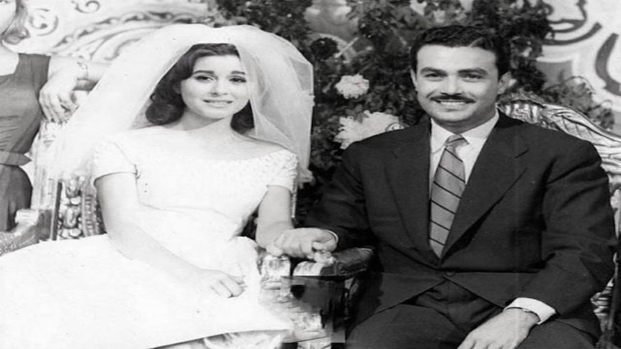 Backdrop for Money and Women