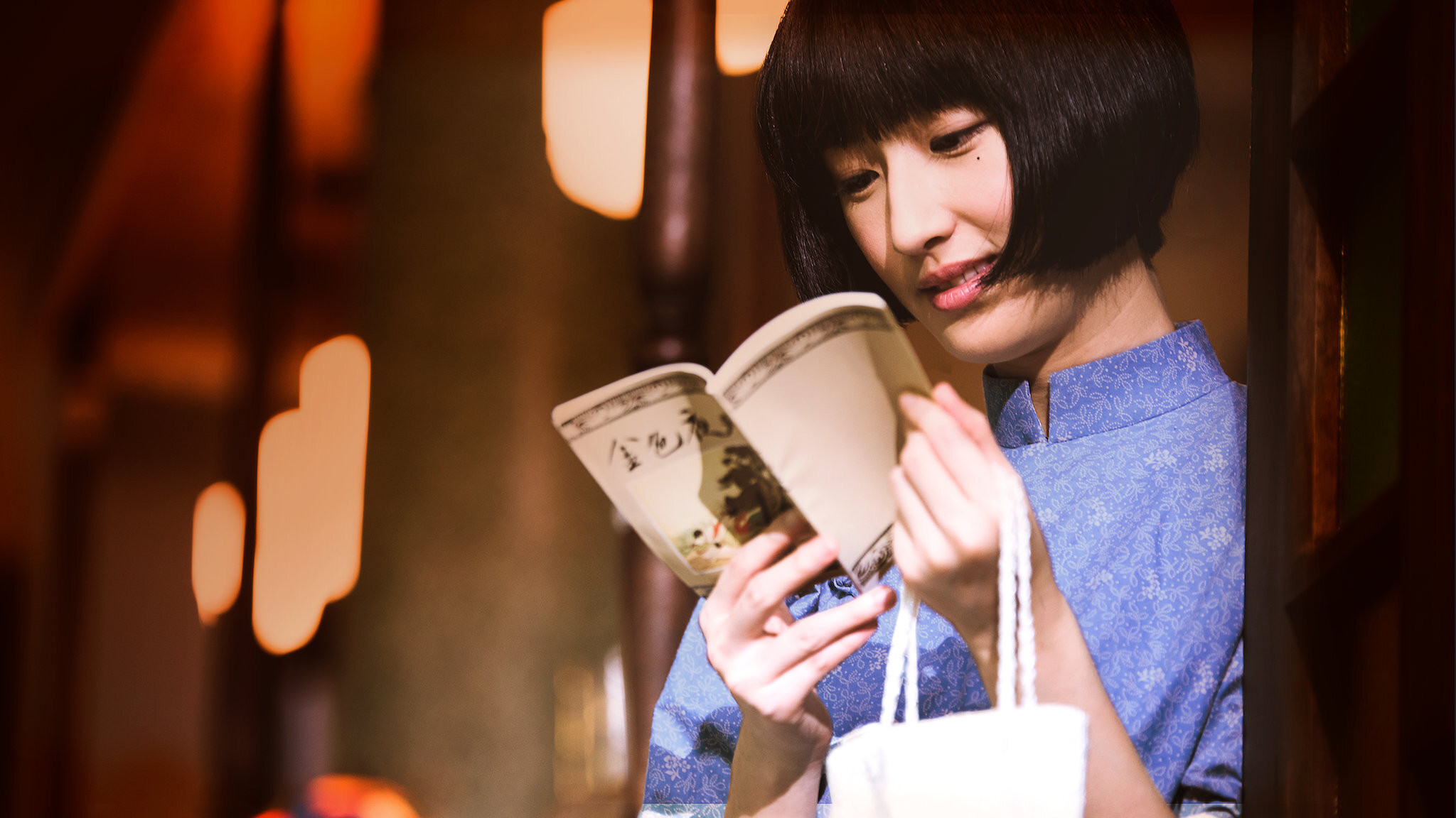 Backdrop for La Grande Chaumière Violette