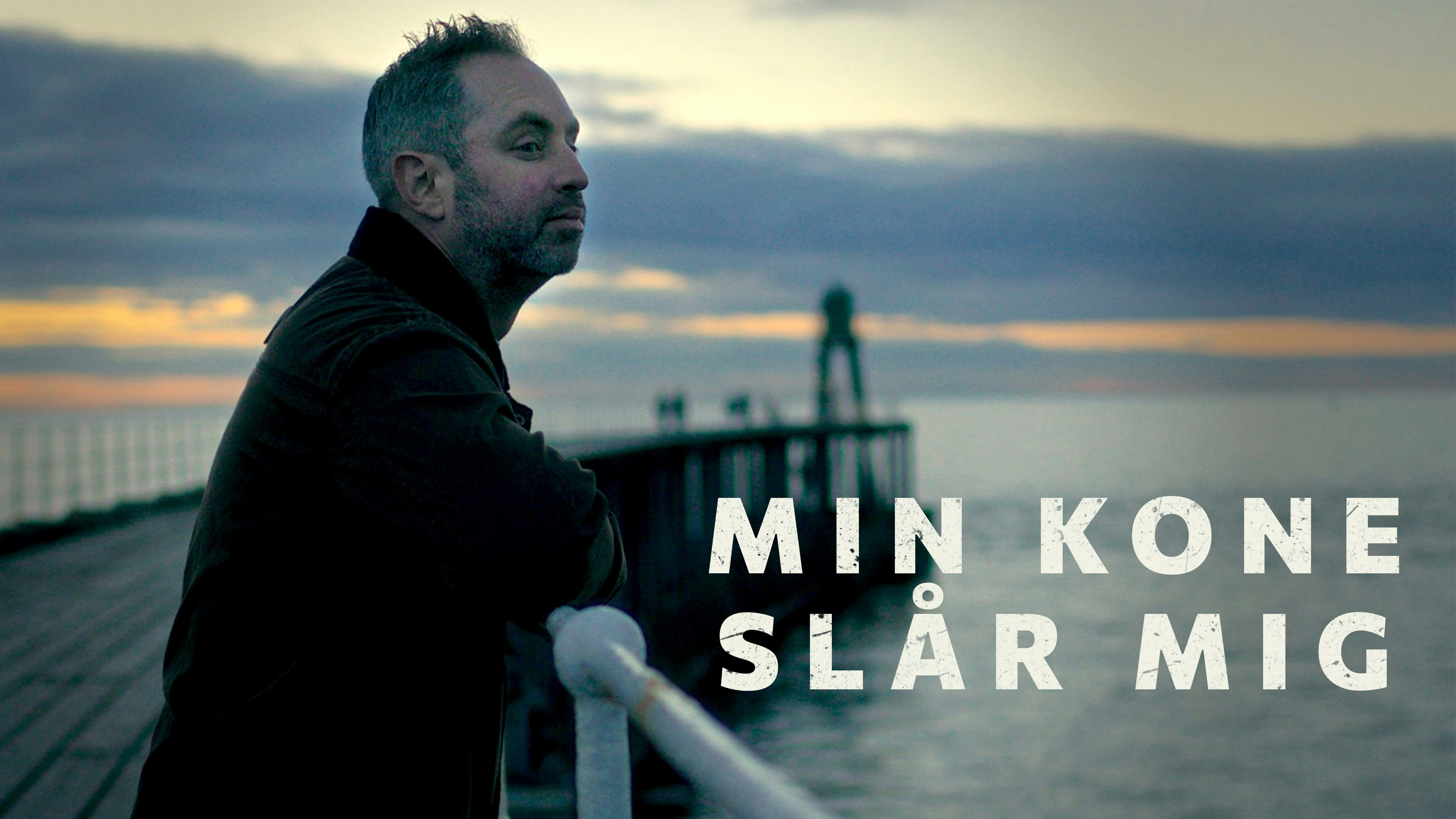 Backdrop for Min kone slår mig