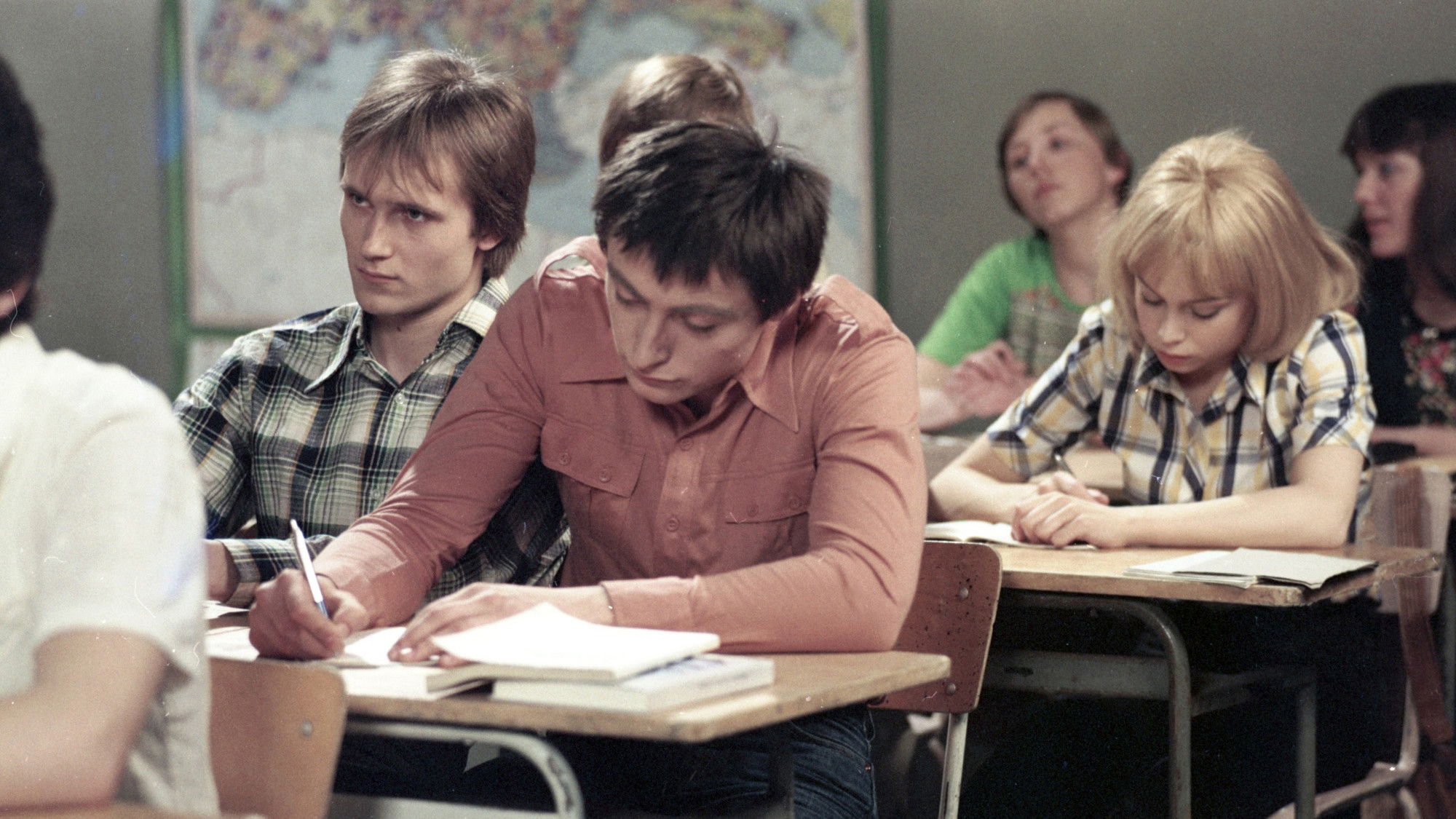 Backdrop for Rovnice o jedné krásné neznámé...