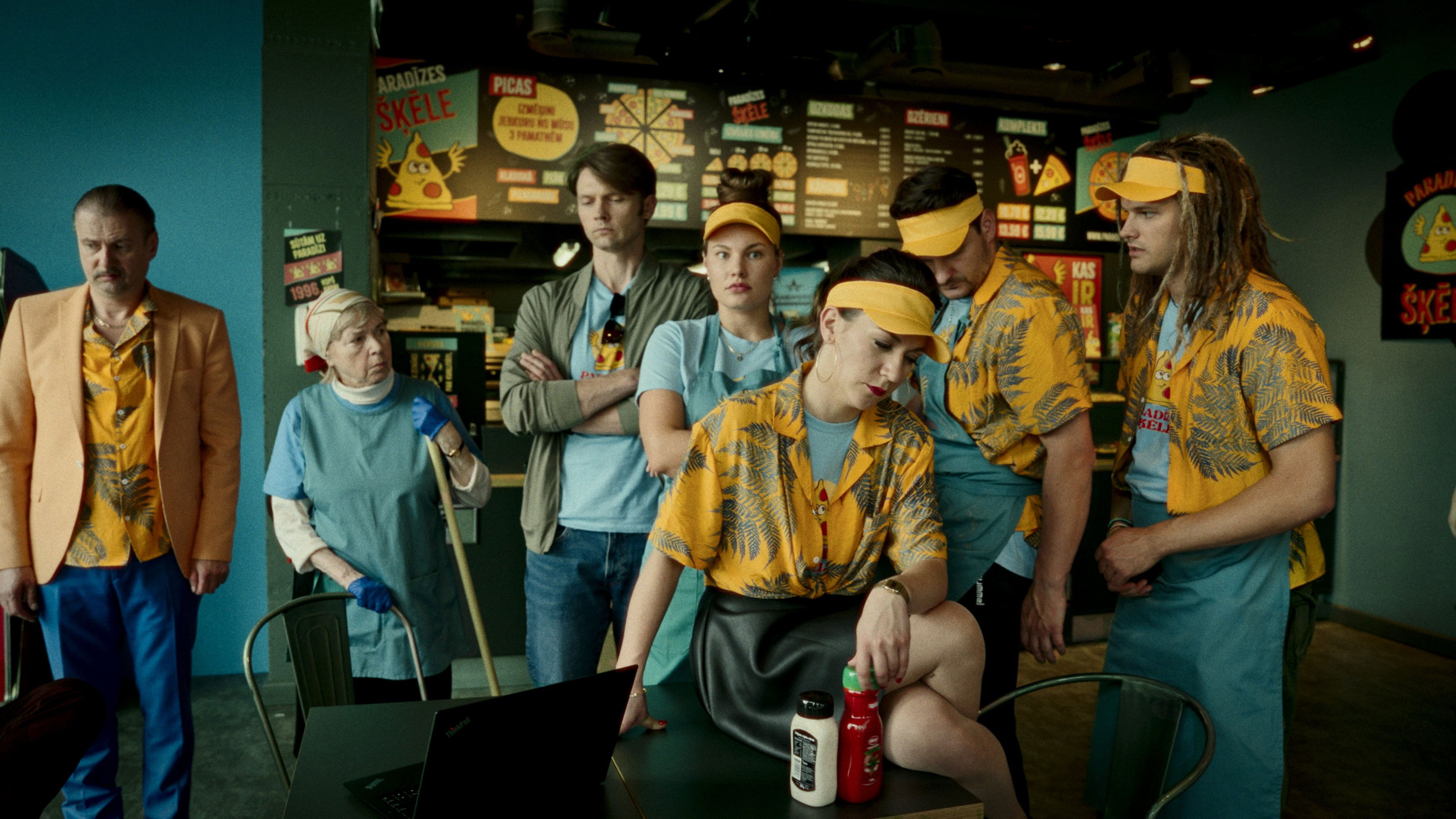 Backdrop for Paradīzes šķēle