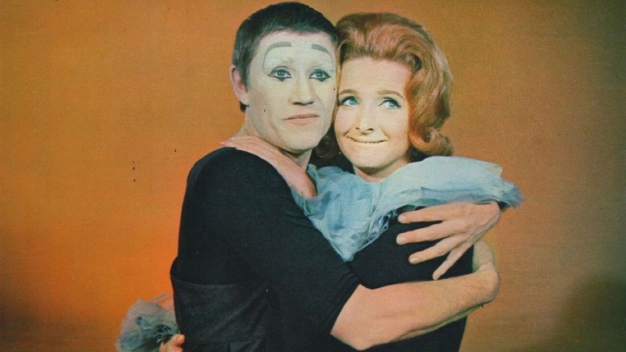 Backdrop for Stop the World: I Want to Get Off