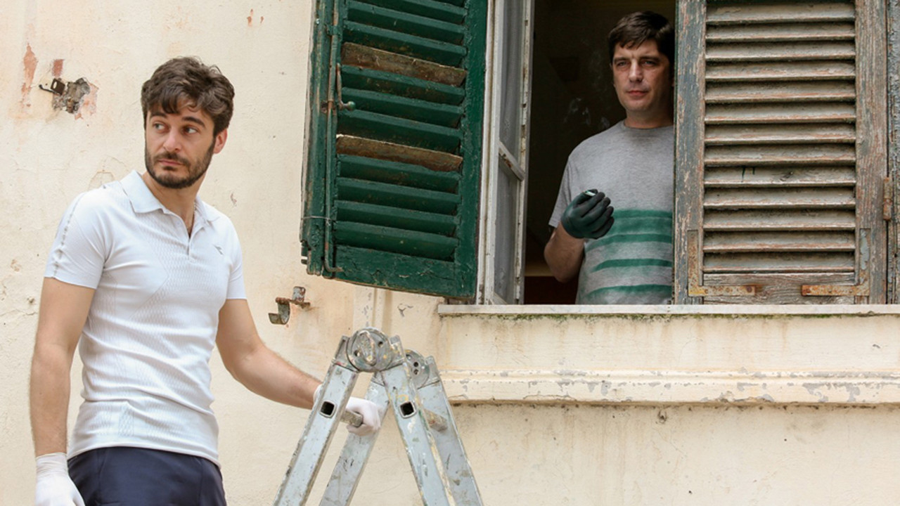 Backdrop for La casa di famiglia