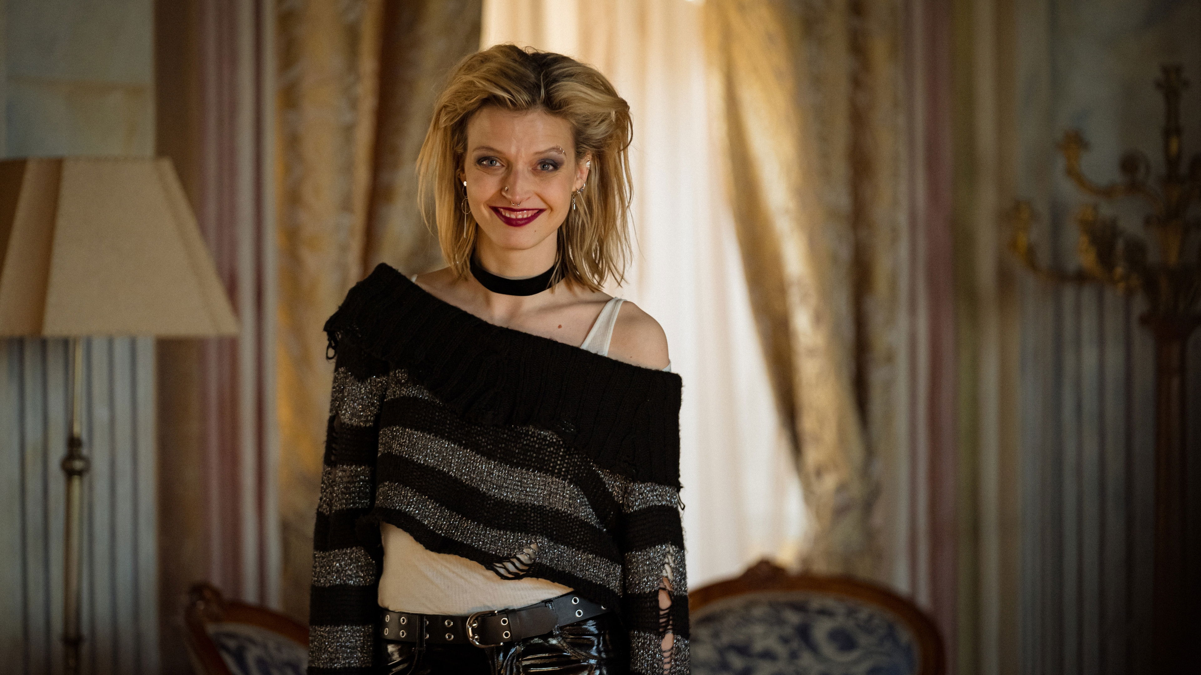 Backdrop for Aristocrat in the Boil