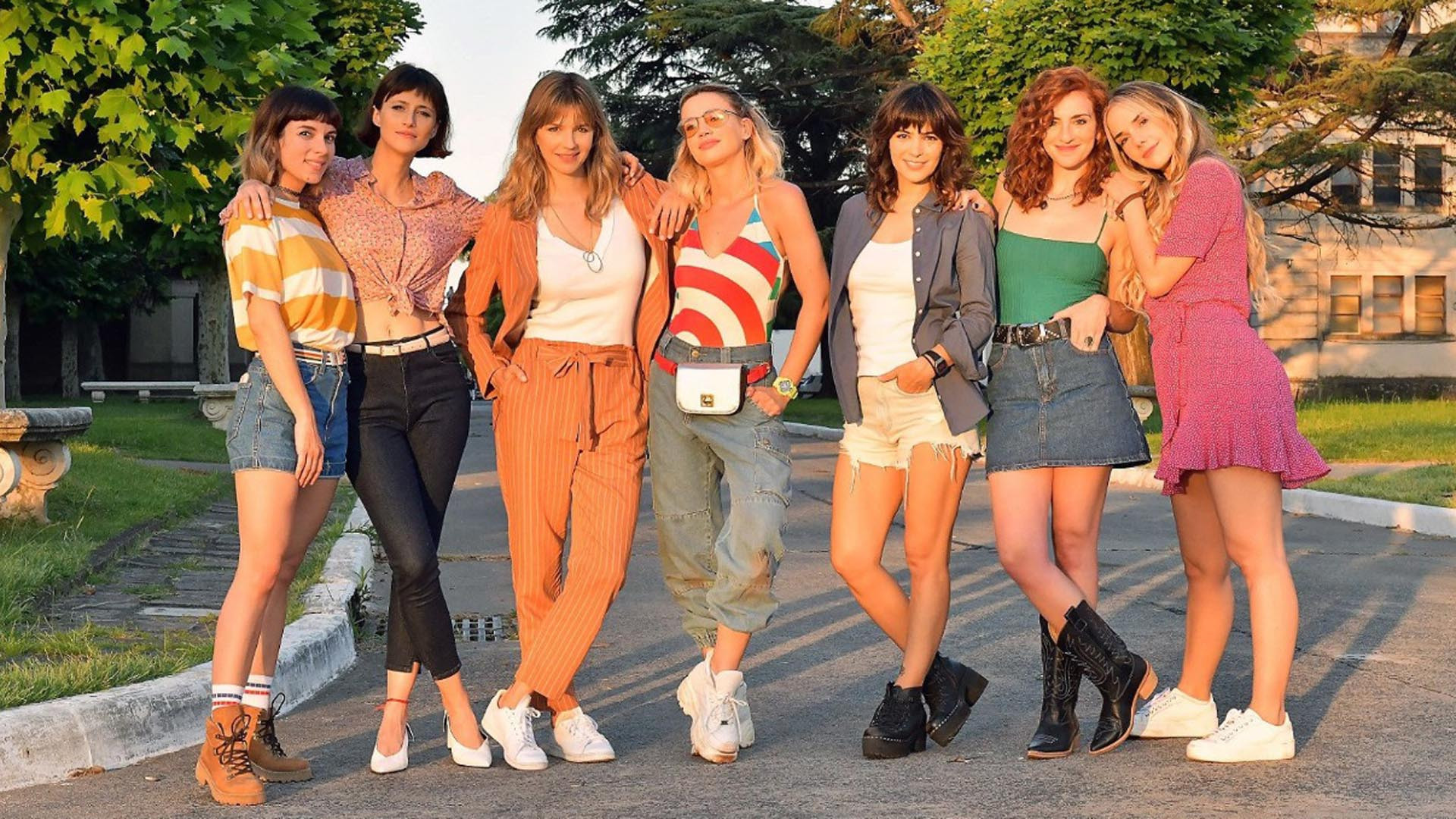 Backdrop for Separadas