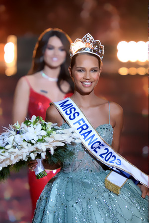 Poster for Season 36