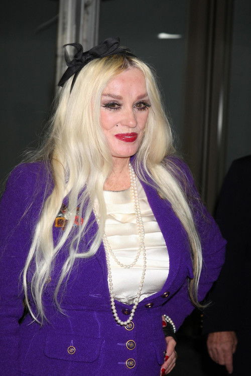 Photo of Mamie Van Doren