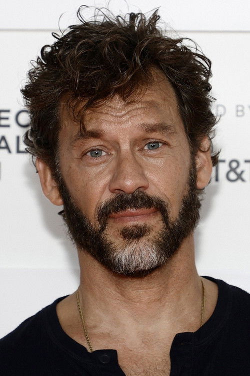 Photo of Chris Gartin