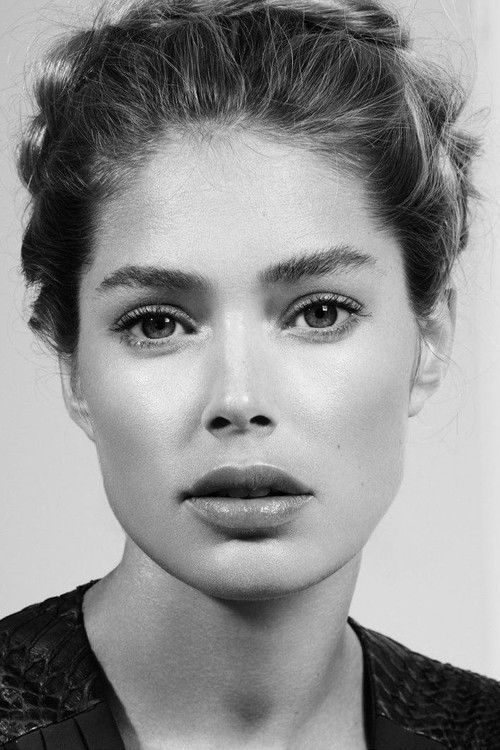 Photo of Doutzen Kroes