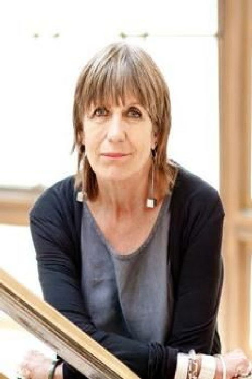 Photo of Juliet Gardiner