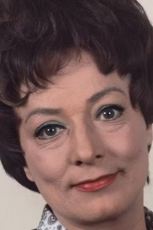 Photo of Lily Broberg