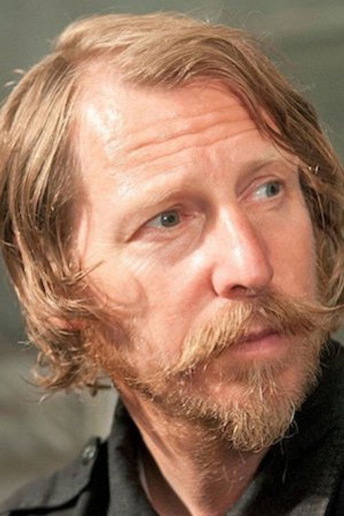 Photo of Lew Temple
