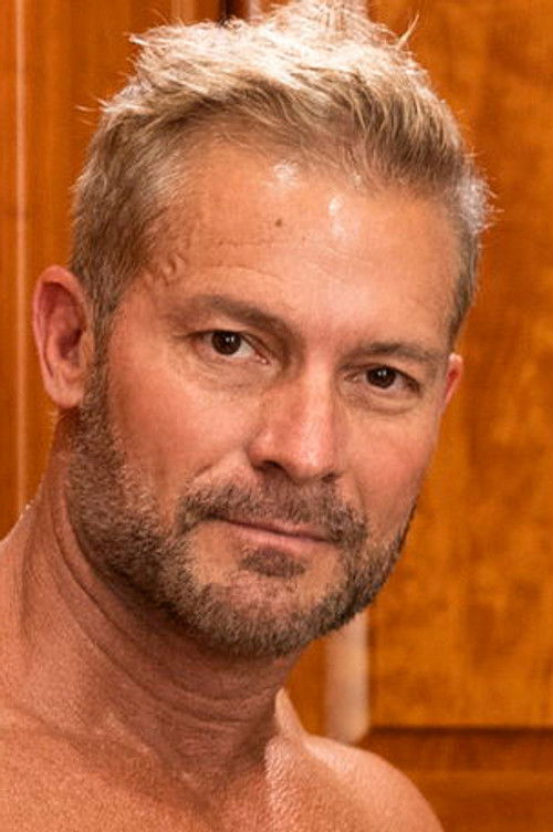 Photo of Greg Dixxon