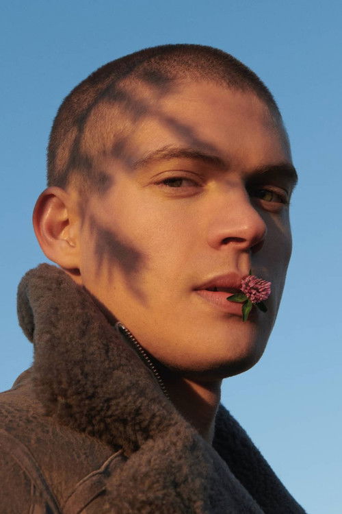 Photo of Josha Stradowski