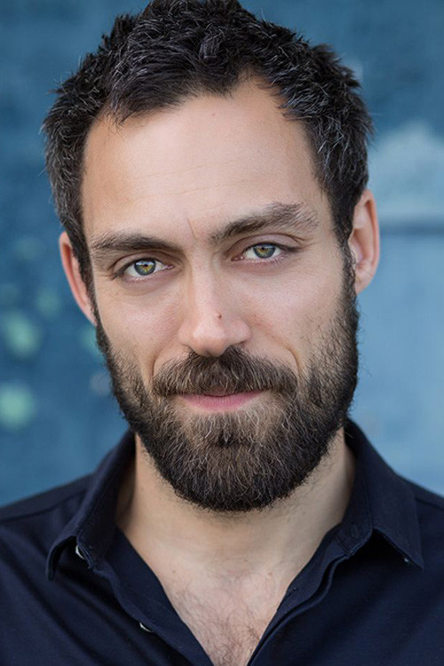 Photo of Alex Hassell