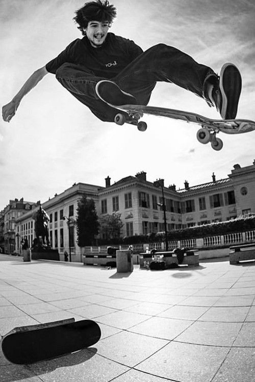 Photo of Andrew Wilson