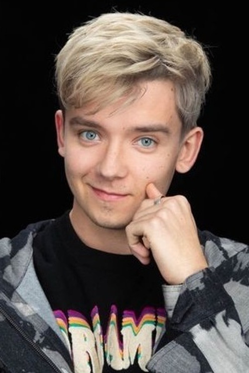 Photo of Asa Butterfield