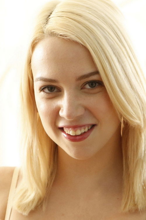 Photo of Madison Summers