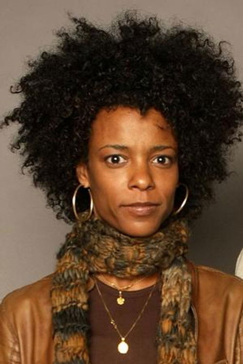 Photo of Leslie Silva