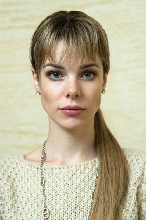 Photo of Anna Starshenbaum