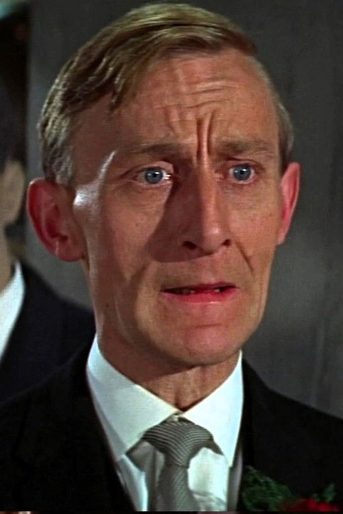 Photo of Geoffrey Bayldon